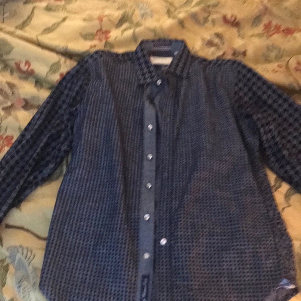 Robert Graham button up